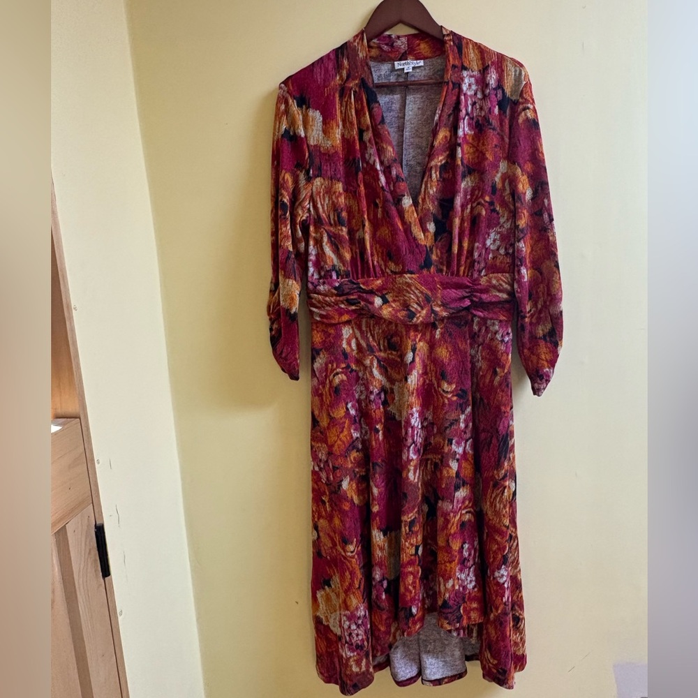 NorthStyle Multicolor Floral Dress Size 16 EUC WaRm & SoFt!